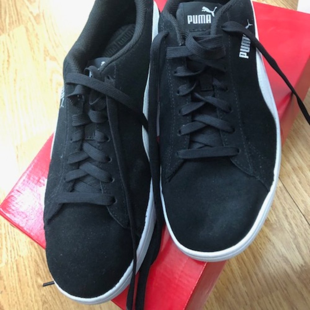 Mens Puma Smash V2 Black suede comfort